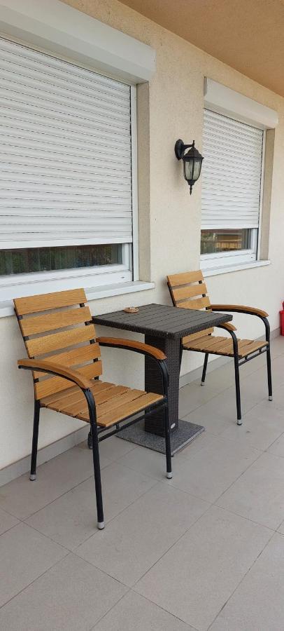 Plavi Zec Appartement Subotica Buitenkant foto